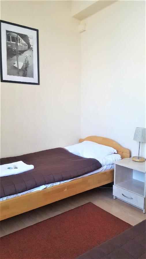 Hostel Na Zurawiej Warsaw Ngoại thất bức ảnh