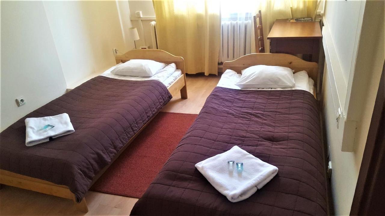 Hostel Na Zurawiej Warsaw Ngoại thất bức ảnh